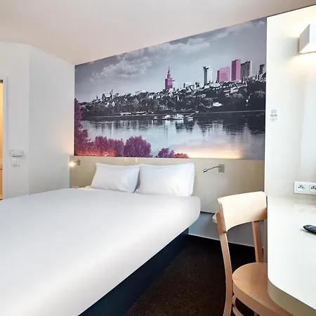 Warszawa-okecie Hotel