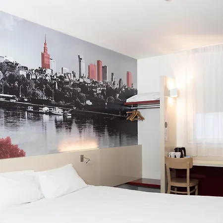 Hotel Warszawa-okecie