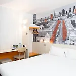 Warszawa-okecie Hotell 2*