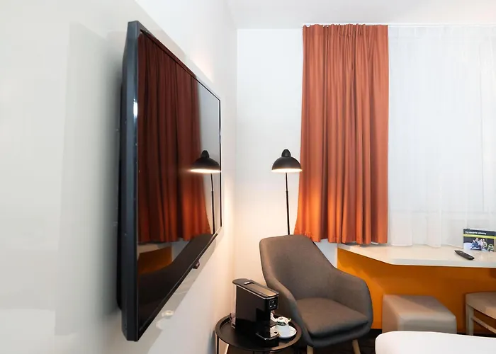 Hotel Warszawa-okecie