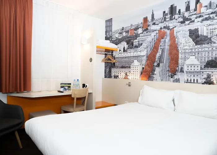 Warszawa-okecie Warszawa