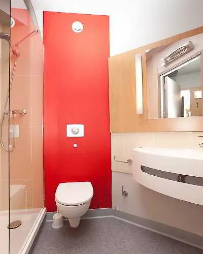 Warszawa-okecie Warszawa