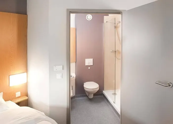 Hotel Warszawa-okecie