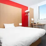 Hotel Warszawa-okecie